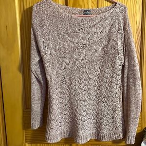 EUC New York and Company SOHO sweater size medium